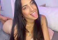 MaddiieHoney